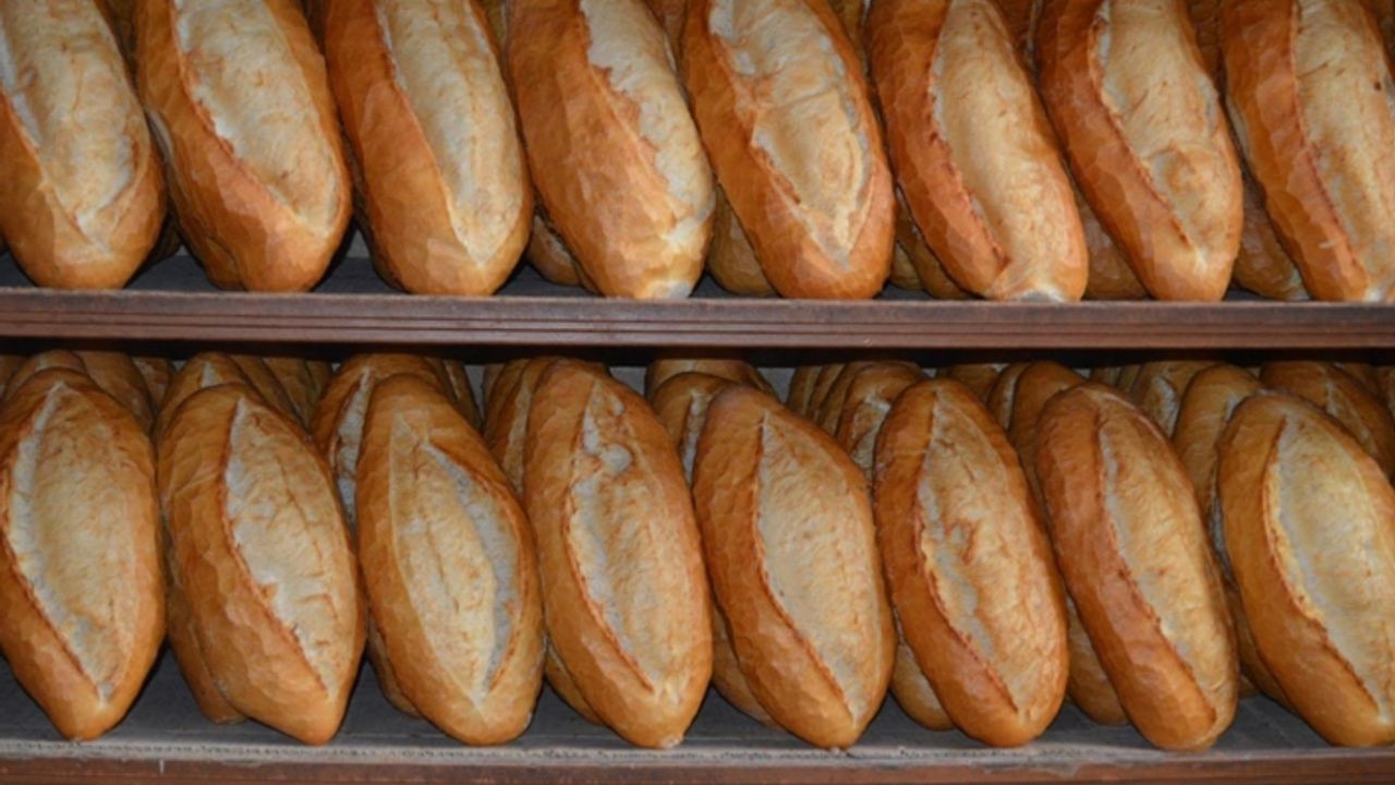 Van’da düşük gramajlı ekmeği yüksek fiyata veren 42 fırına para cezası uygulandı