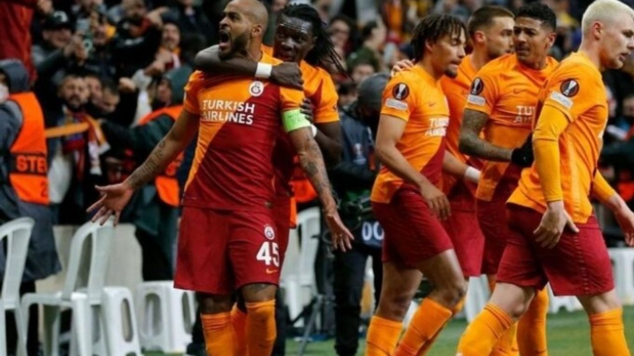 Galatasaray'dan Beşiktaş ve Fenerbahçe'ye yılın çalımı! Yıldız futbolcu Galatasaray’da!