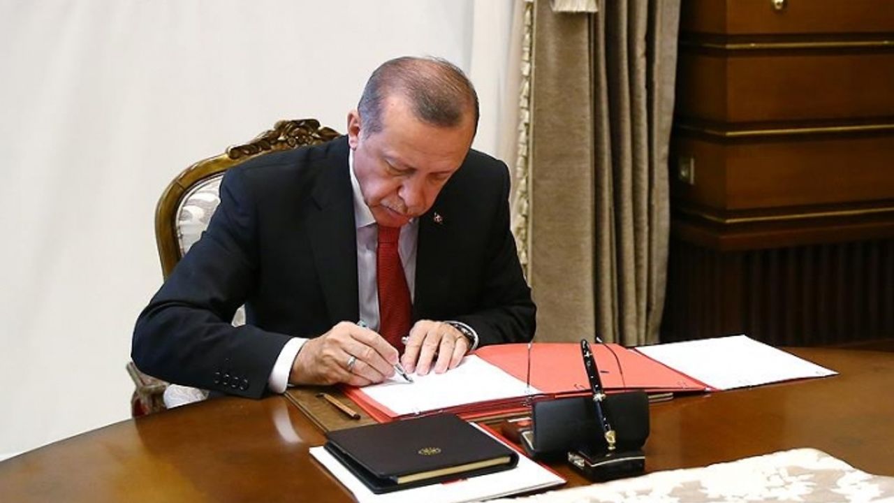Cumhurbaşkanı Erdoğan’dan Flaş atamalar! Bazı kurum ve kuruluşlarda birçok ismi görevden aldı! İşte atamalar