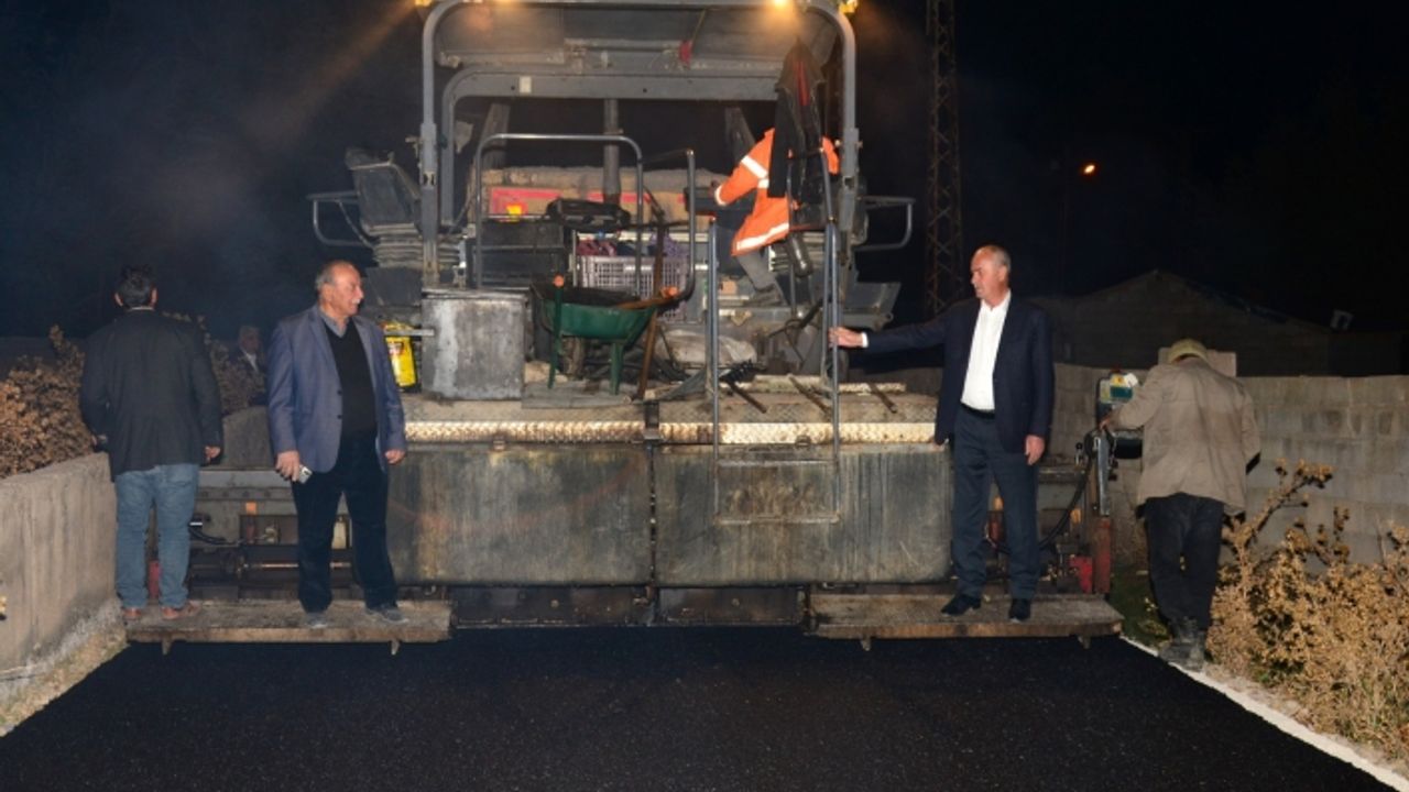 Tuşba’da 12 mahalle yolu sıcak asfalt ile buluştu!