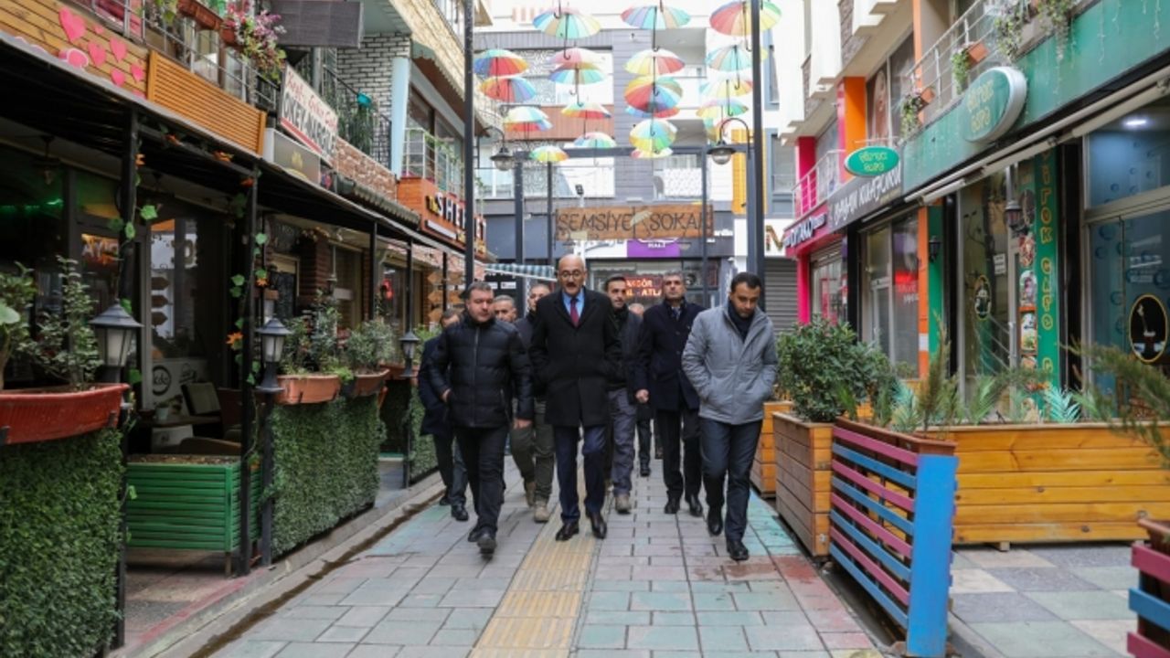 Başkan Aydın, esnafın talep, şikayet ve önerilerini ilk elden dinledi!