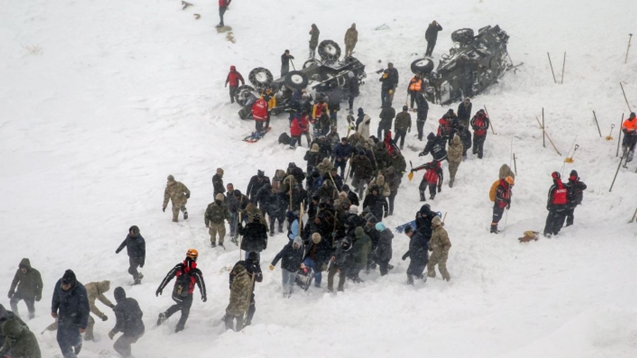 DEVA Partisi Van İl Başkanı Peker: Her kar yağdığında aklımıza Bahçesaray gelir!
