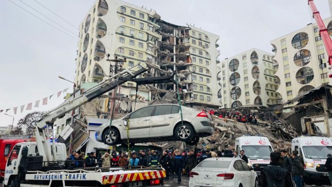 Son dakika: Deprem bölgesindeki 3 il için flaş karar! Araç girişleri durduruldu