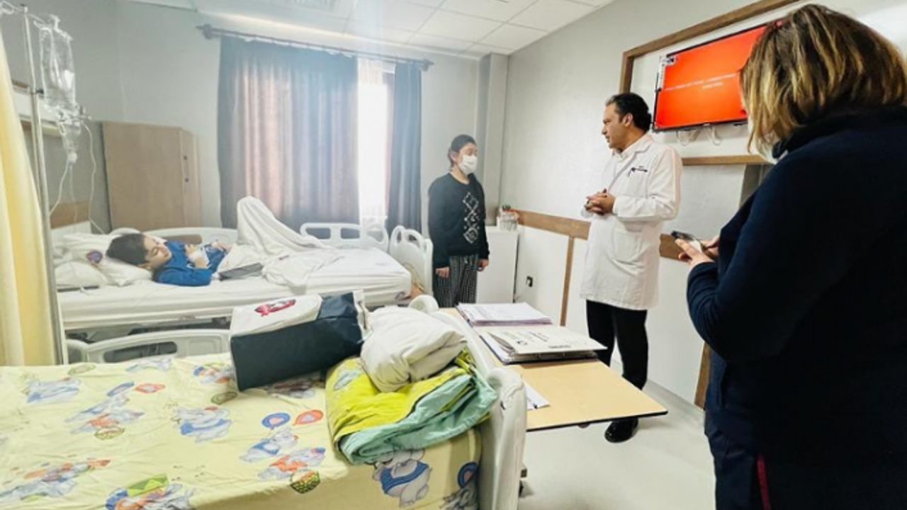 Van YYÜ'de 64 depremzede tedavi altına alındı!