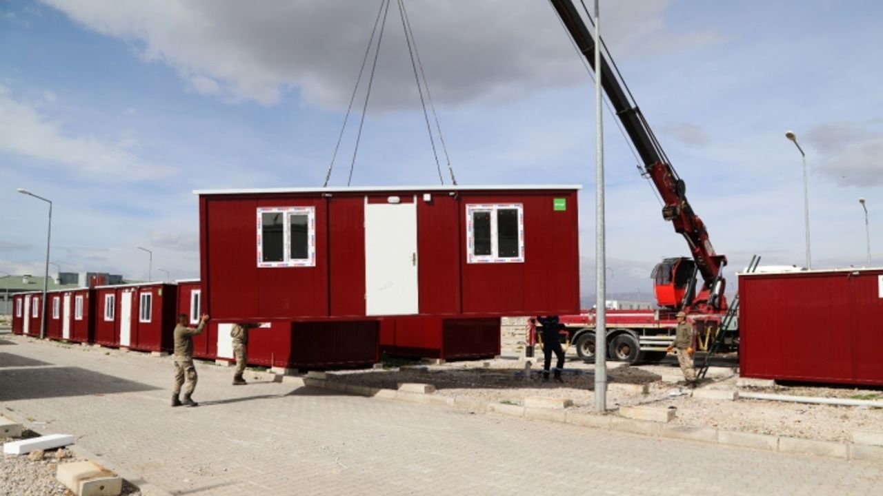 VASKİ ekiplerinin konteyner kentte çalışmaları devam ediyor!