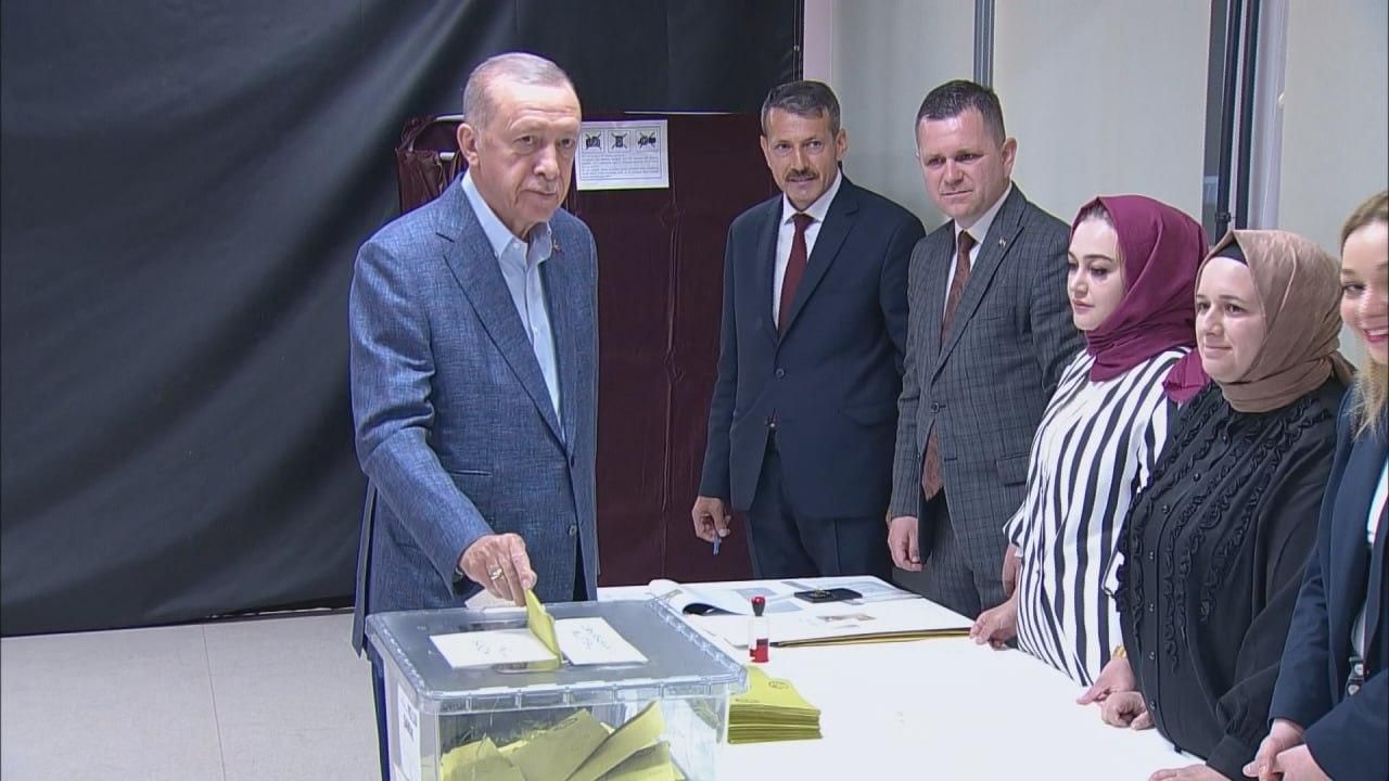 Cumhurbaşkanı Erdoğan, Ankara'ya gitti