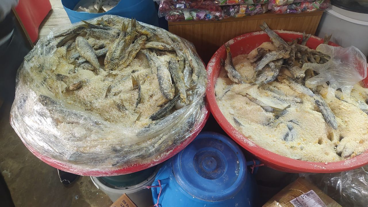 Van’ın farklı lezzeti: Tuzlu balık
