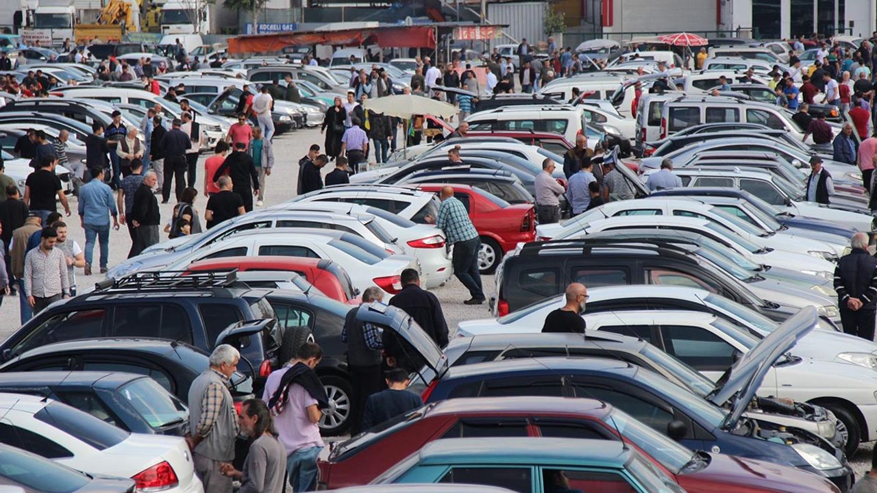 En çok o araçlar satılıyor: İkinci el araçta en çok satan otomobillerin fiyat aralığı belli oldu!