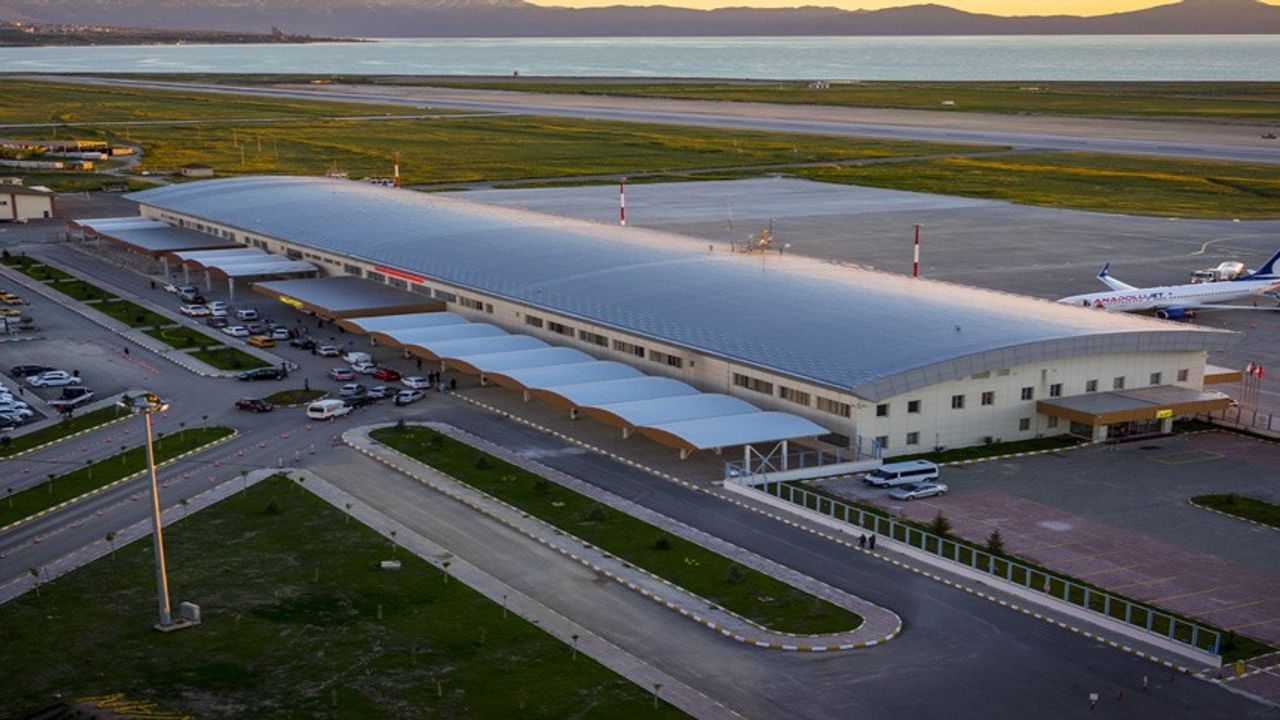 Van Ferit Melen Havalimanının kapatılmasıyla ilgili yeni gelişme!