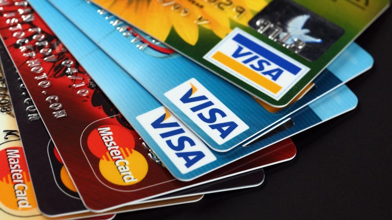 Kredi kartı borcu olanlar dikkat! Kredi kartı faiz oranlarına enflasyon ayarı...