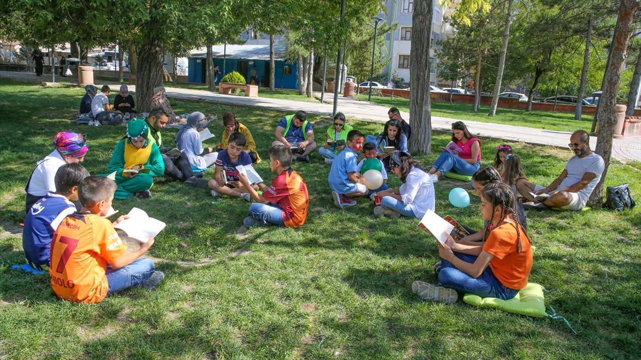 Van'da Dünya Okuma ve Yazma Günü etkinliği düzenlendi