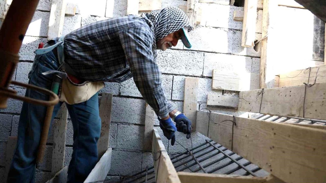 Deprem bölgesi Hatay'da işçi bulma sorunu yaşanıyor! Yevmiyeler bin 500 lira...