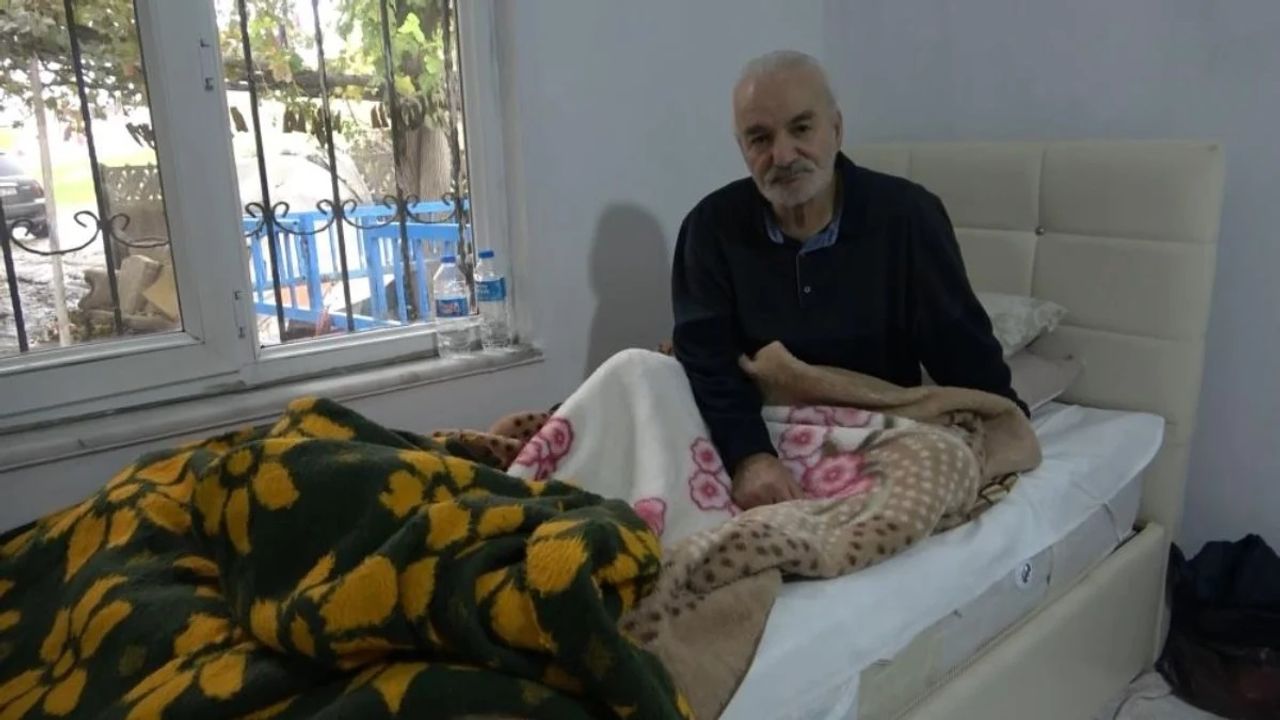 75 yaşındaki İzzettin Bukar, 75 yıldır kimliksiz yaşıyor