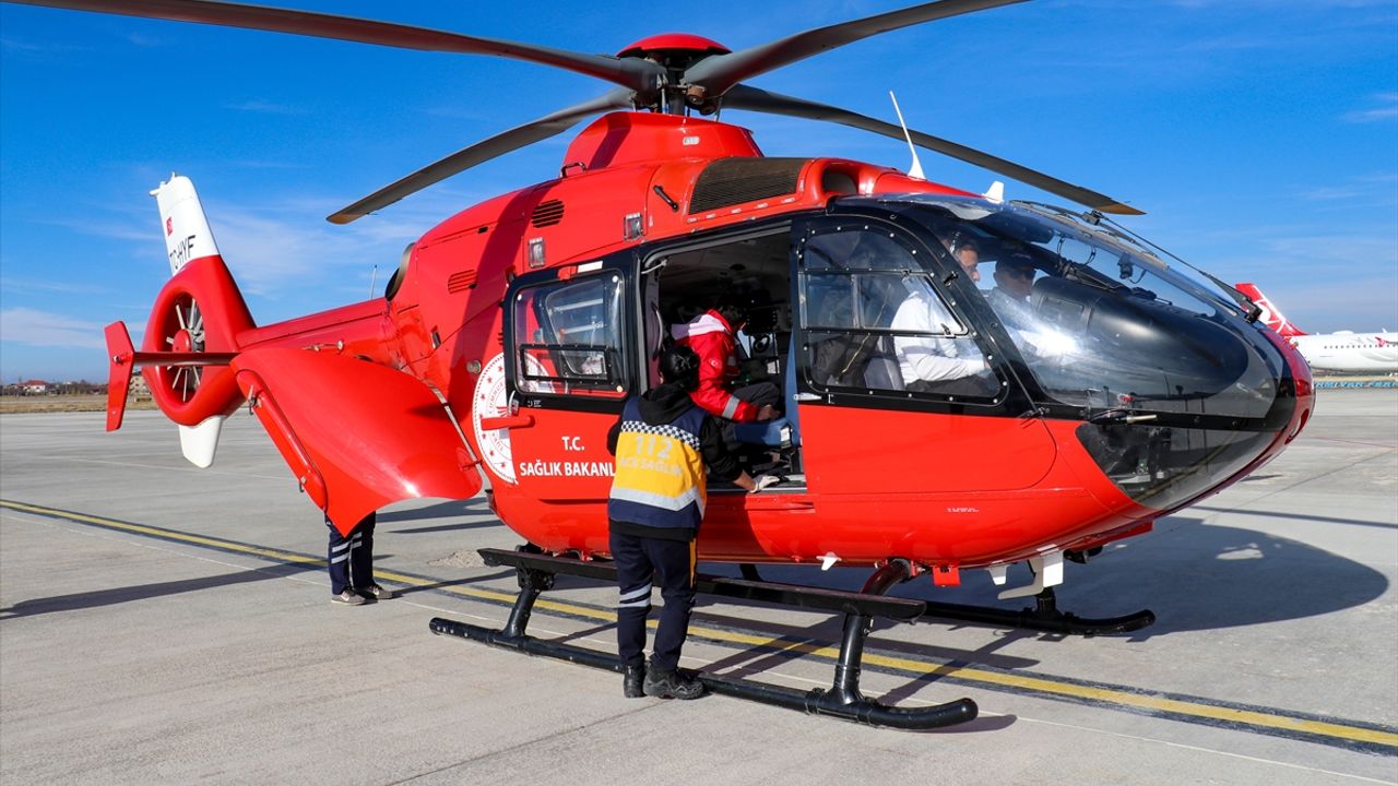 Van'da Ambulans Helikopterle 169 Kişi Hastanelere Ulaştırıldı