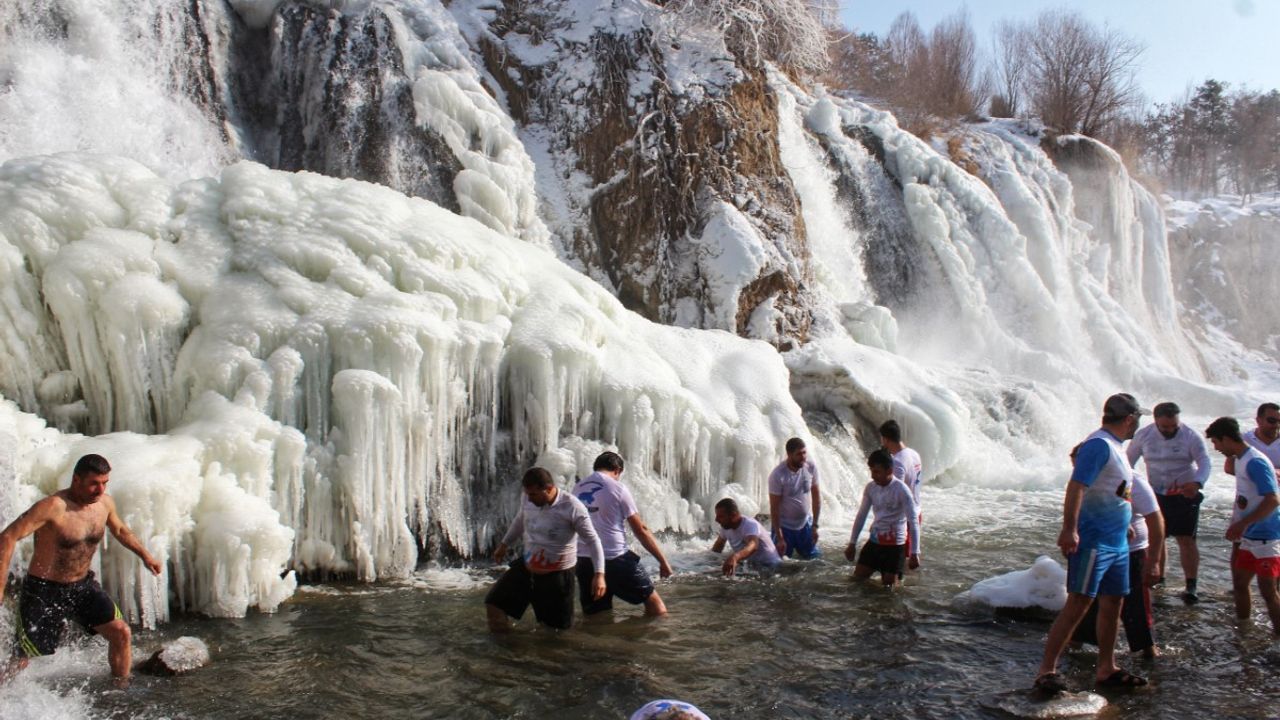 Aktivistleri'nden Van'ın kış turizmi için dikkat çeken etkinlik!