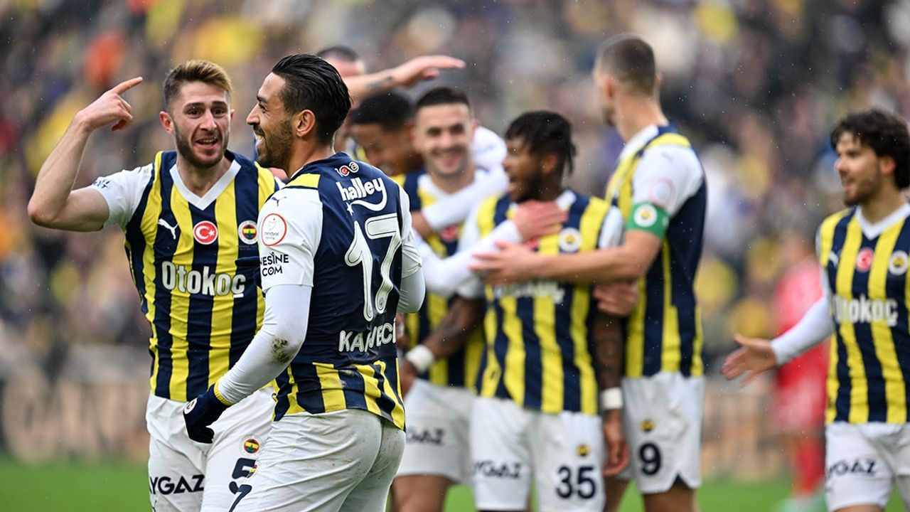 Lider Fenerbahçe üstünlüğünü koruyamadı!