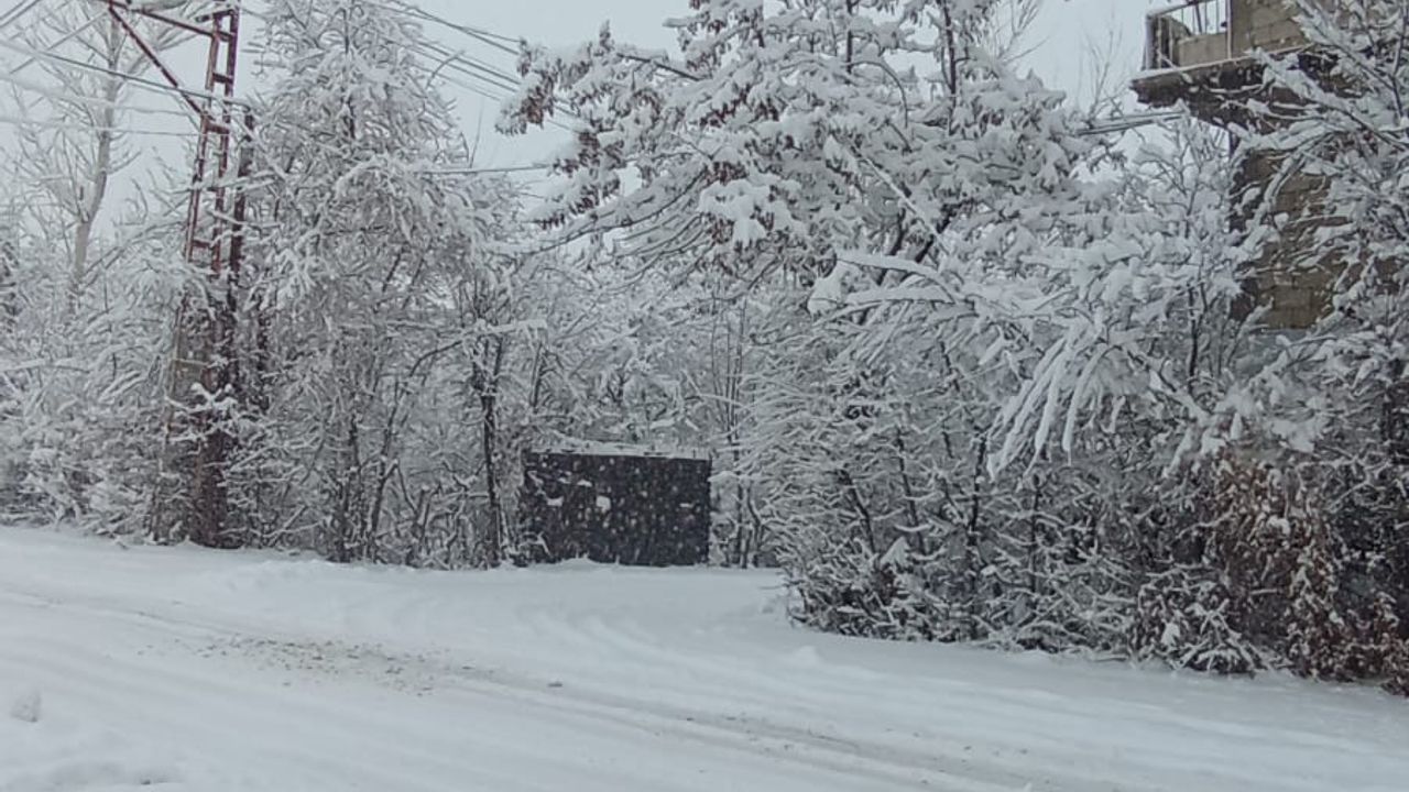 Sürücüler dikkat! Van'da 569 yol ulaşıma kapandı…