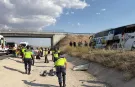 Van yolcu otobüsü kontrolden çıkıp yola savruldu: 8’i ağır 20 kişi yaralandı!