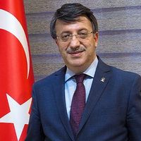 AK Parti Van 2. Sıra Milletvekili Adayı Kayhan Türkmenoğlu kimdir?