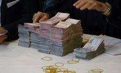 Van'da milyonluk aşiret düğünü! Gelin ve Damada 3,6 Milyon TL takı takıldı!