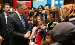 Van’da diyabet hastası çocuklara sensörlü şeker ölçüm cihazı dağıtıldı!