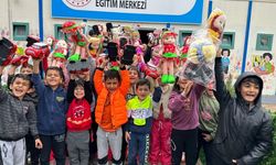 Malatya’da, Van Valiliği ve Büyükşehir Belediyesi işbirliğiyle çocuklara oyuncak dağıtıldı!