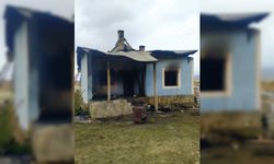 Van’da bir evde çıkan yangın evi kullanılamaz hale getirdi!