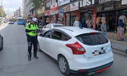 Van'da polis araç sürücülerine ceza yağdırdı: 12 araç trafikten men edildi