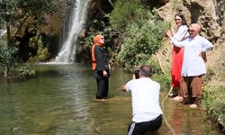 Fotoğraf kursu öğrencileri Çatak'taki Saklı Şelale'yi görüntüledi