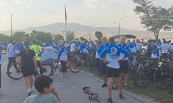 Engelli bisikletçiler Van Denizi festivaline büyük renk kattı