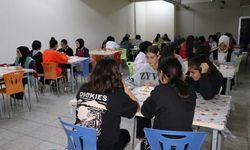 Van’da taşımalı öğrencilere sıcak yemek hizmeti veriliyor