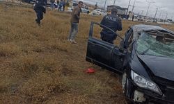 Van-Ağrı Karayolu’nda otomobil şarampole uçtu, 1 kişi yaralandı!