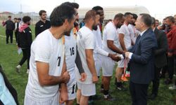 Edremit’te ‘Geleneksel Mahalleler Arası Futbol Turnuvası’ sona erdi