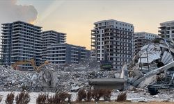 Deprem bölgesinde yıkılamayan binalarda yıkımı hızlandıracak karar