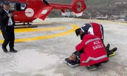 Van’da göğüs ağrısı çeken hastanın imdadına ambulans helikopter yetişti!