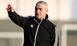 Beşiktaş'ta yeni teknik direktör Rıza Çalımbay göreve başladı!