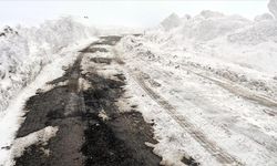 Kışın riskli görülen kara yolu 5 ay kapalı kalacak