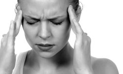 Kadınların başı neden daha çok ağrır?