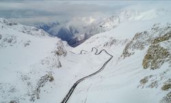 Van'da o yol ulaşıma kapatıldı! İşte kapatılma nedeni...