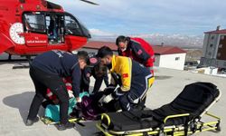 Van’da ambulans helikopter hamile kadın için havalandı!