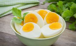 Fazla yumurta tüketenlere kötü haber! Tetiklediği hastalıklar belli oldu