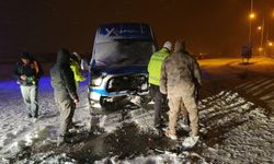 Van'da trafik kazası! 5 kişi yaralı…