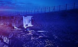 Son Dakika! Van otobüsü kaza yaptı: 15 yaralı