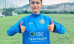 Van Büyükşehir Belediyesporun yıldızı, 1. Lig takımına transfer oldu