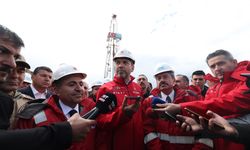 Bakan Bayraktar Açıkladı: Van’da petrol keşifleri yapacağız!