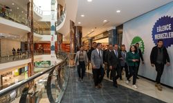 Van Valisi Ozan Balcı, Mall AVM esnafını ziyaret etti!
