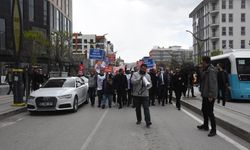 Van’daki belediyelerden işten çıkarılan işçiler eylem yaptı!