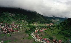Trabzon'un turizmde ön plana çıkan Uzungöl'de işletmeler Arap turistleri bekliyor