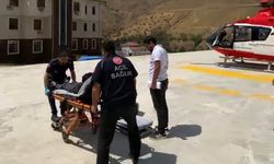 Yüksekten düşen çocuk için helikopter ambulans havalandı