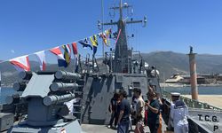 TCG Karataş Gemisi, İskenderun'da ziyarete açıldı